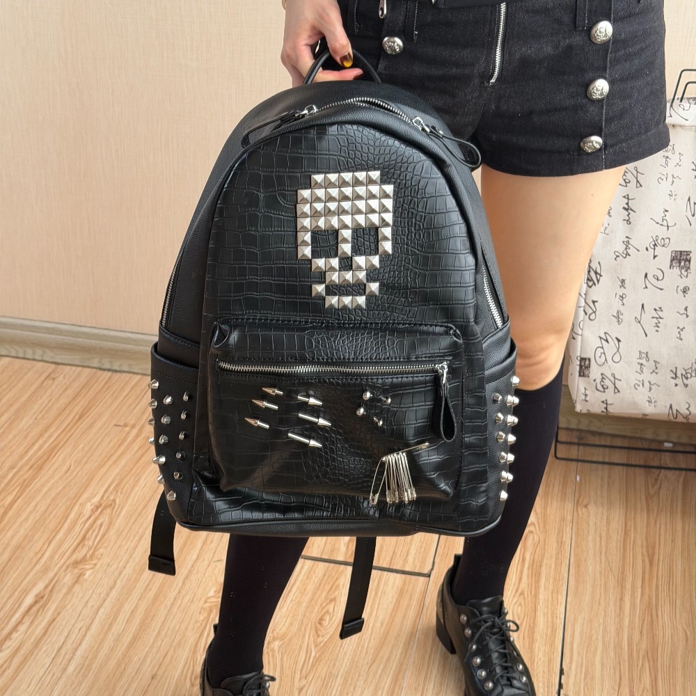 Women Bags With Laptop Compartment - Оригинальный черный рюкзак с узором под