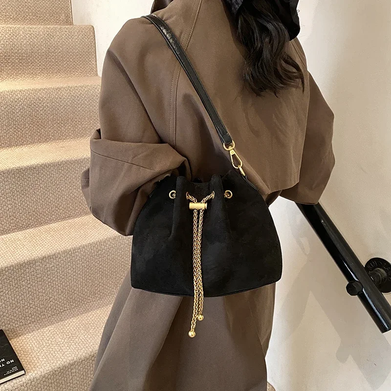 Мягкие однотонные сумки через  – обзор и цена Women Bags Zara