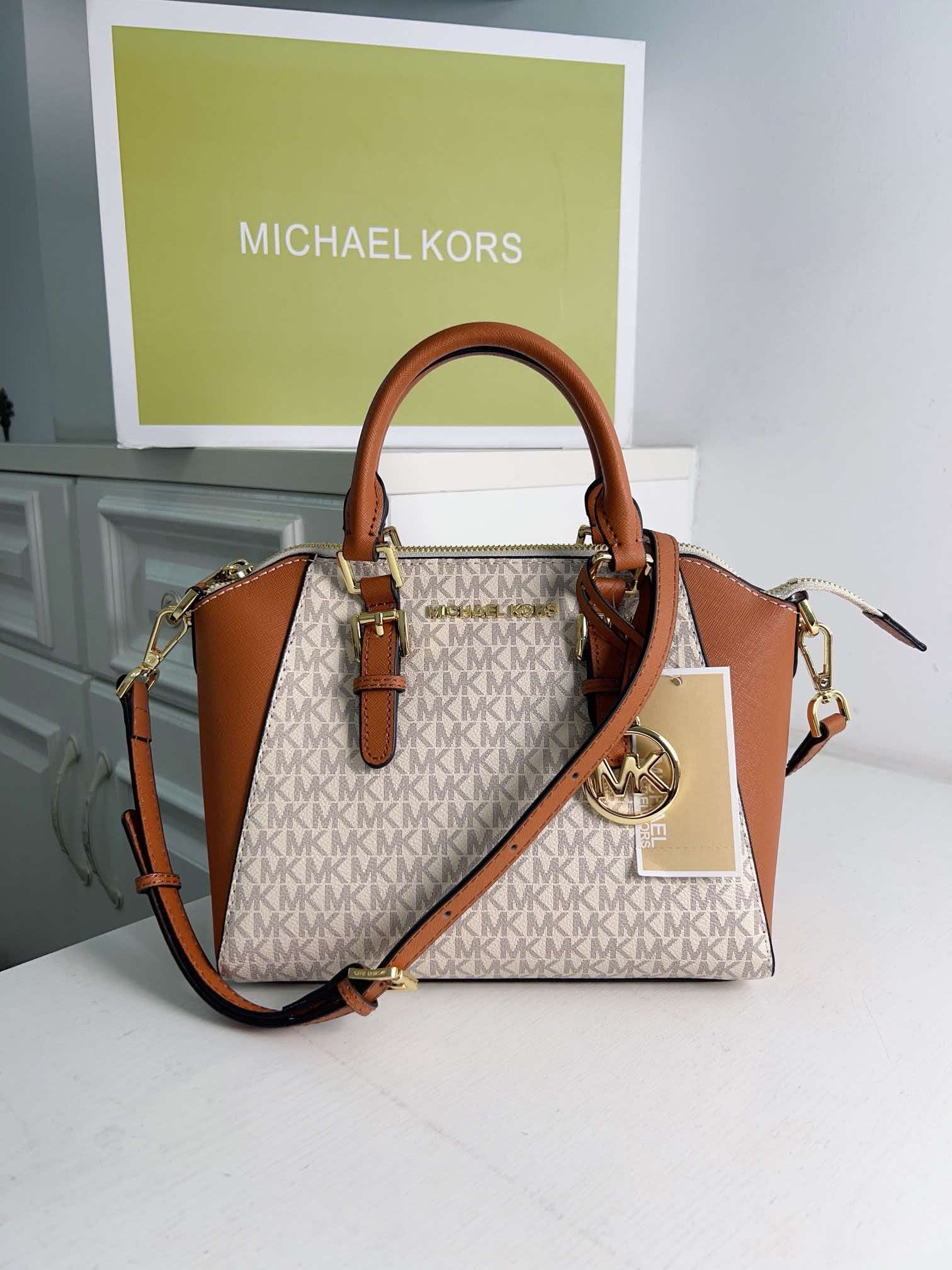 Новая женская сумка Michael Ko – обзор и цена Women'S Bags Michael Kors