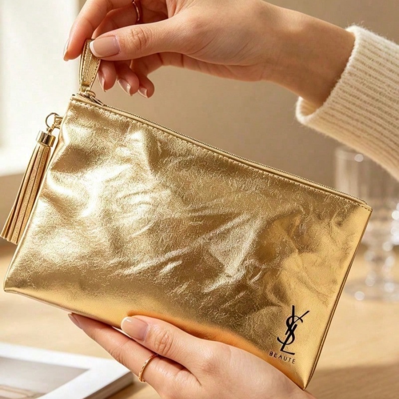 Золотая косметичка YSL, портат – обзор и цена Women Bags Ysl