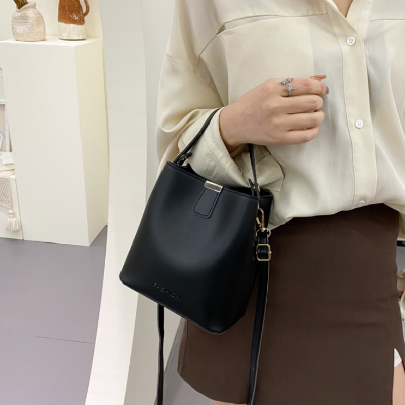 Женская сумка из искусственной – обзор и цена Women Bags Zara