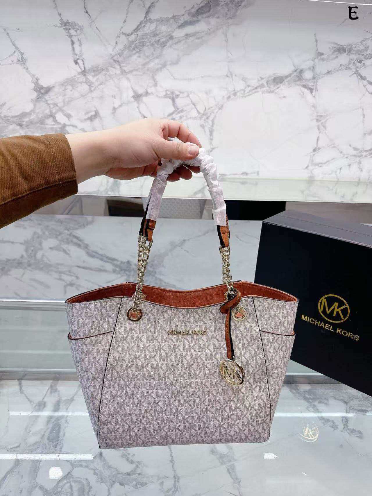 Michael Kors Jet Set 2026: Нов – обзор и цена Women'S Bags Michael Kors